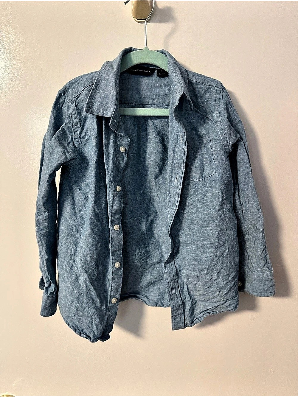 Janie and Jack Blue Button Down Shirt Like New, boys Size 5